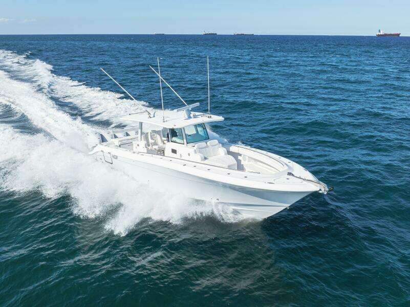 42ft HCB Yacht For Sale