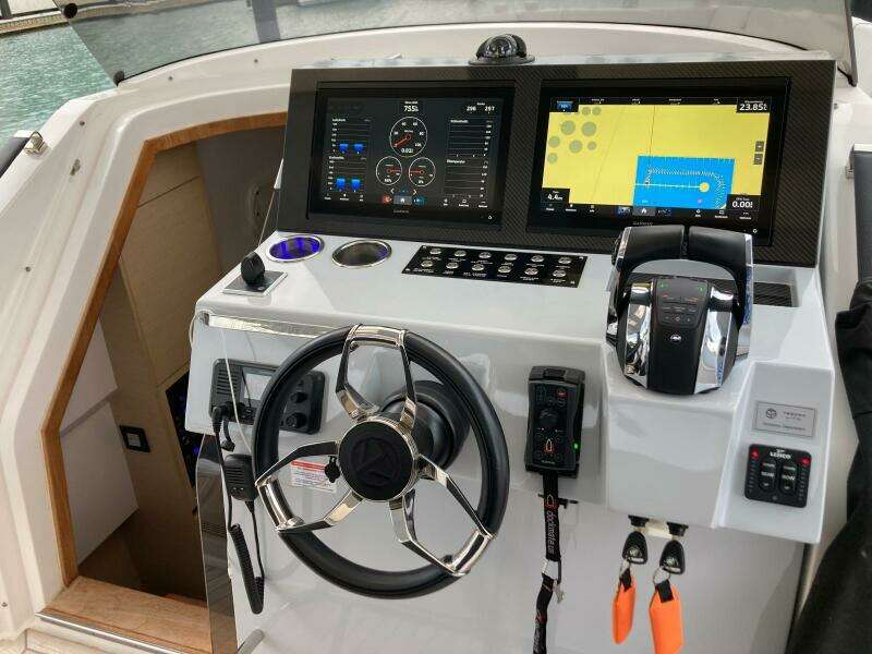 40ft Tesoro Yacht For Sale
