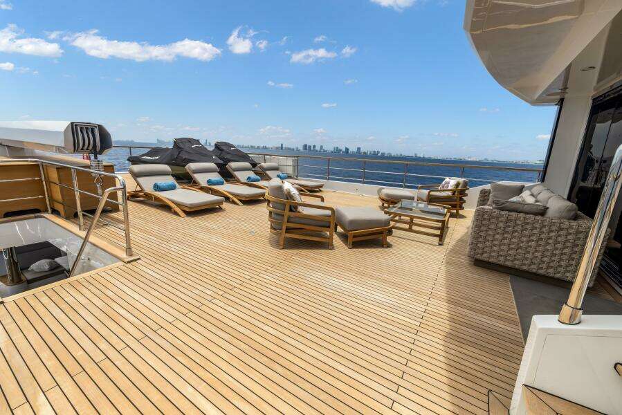 EVELYN P 121ft Numarine Yacht For Sale