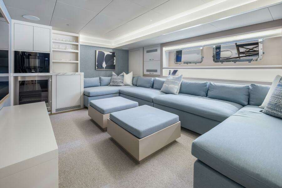 EVELYN P 121ft Numarine Yacht For Sale