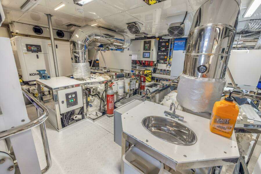 EVELYN P 121ft Numarine Yacht For Sale