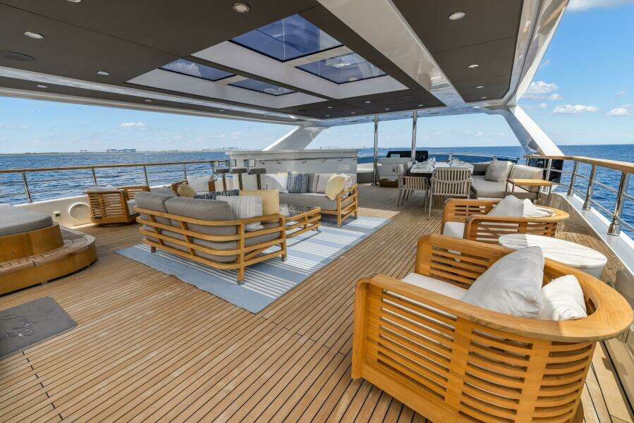 EVELYN P 121ft Numarine Yacht For Sale