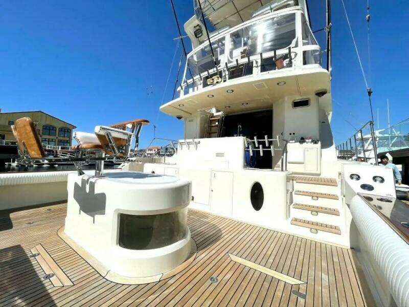 76ft Knight  amp  Carver Yacht For Sale