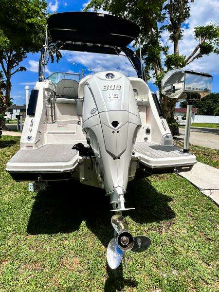 27ft Regal Yacht For Sale
