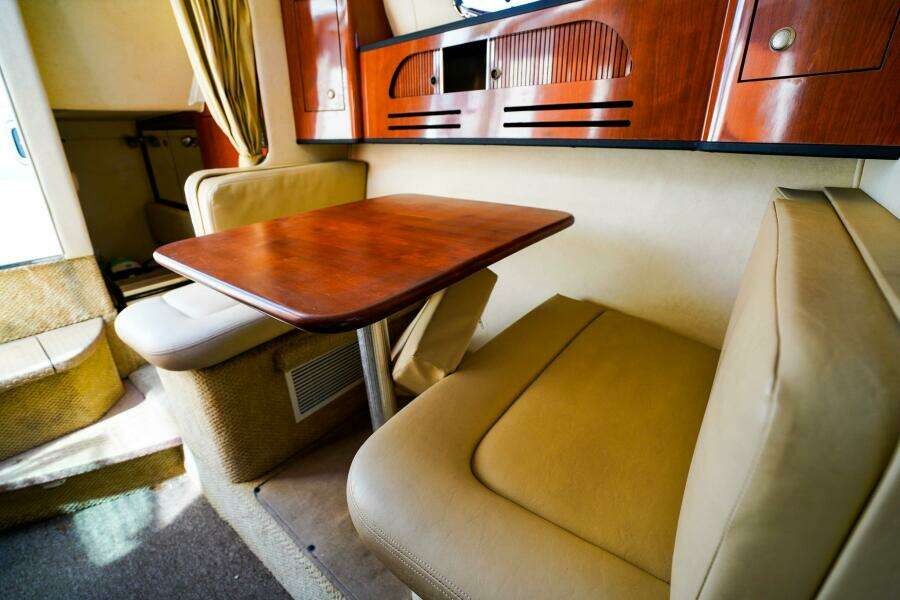 Eight Flags 28ft Sea Ray Yacht For Sale