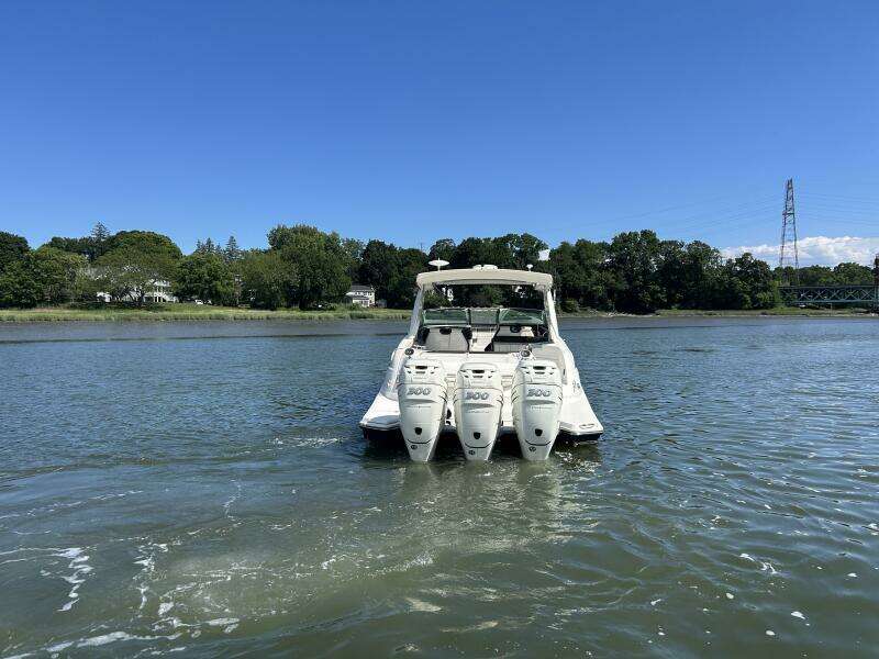35ft Sea Ray Yacht For Sale