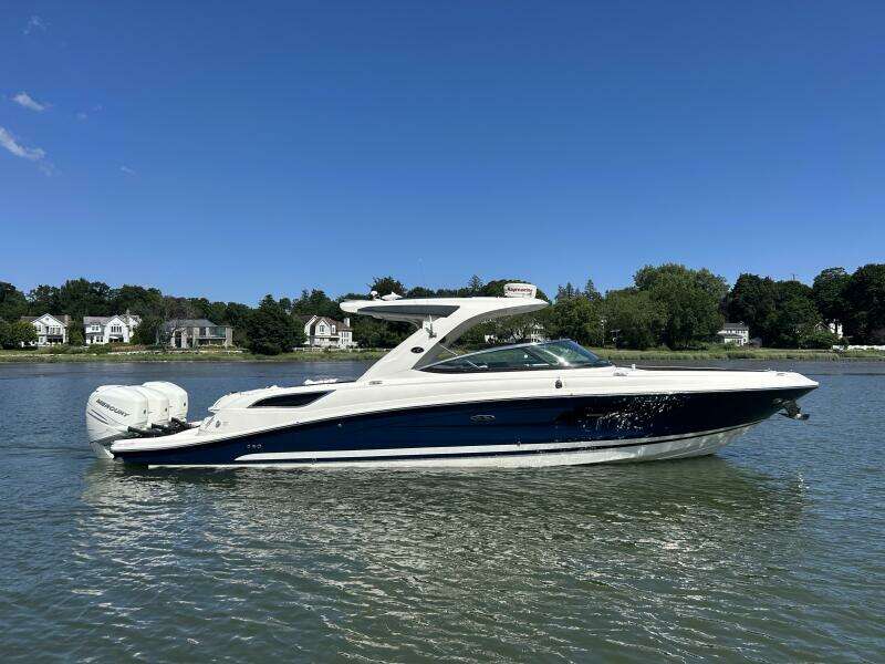 35ft Sea Ray Yacht For Sale