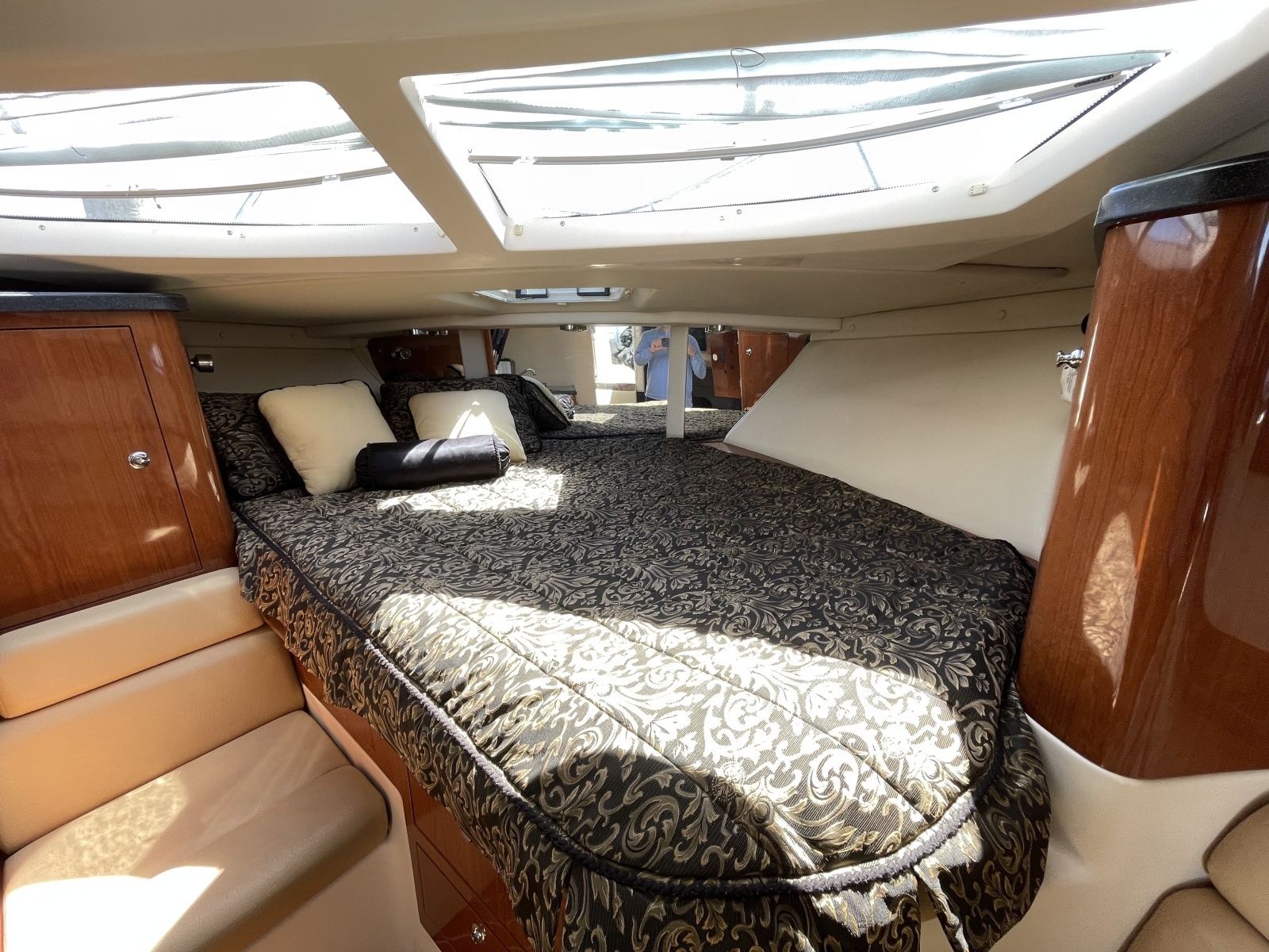 2007 Regal 3360 Window Express