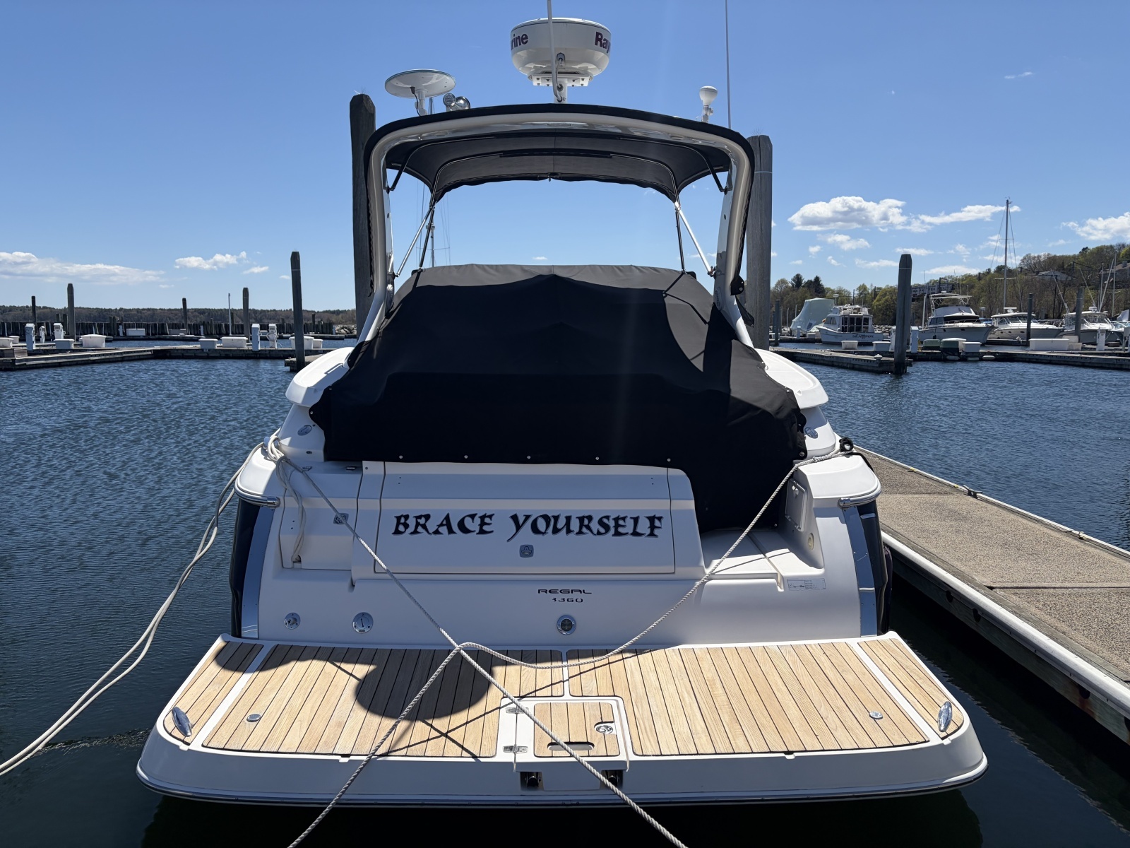 2007 Regal 3360 Window Express