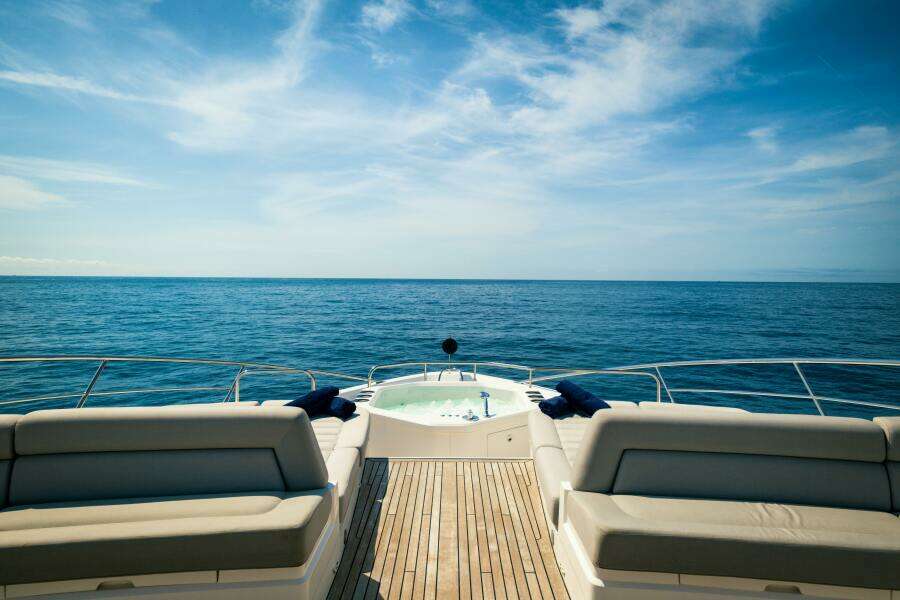 MERCY OCEANS 115ft Sunseeker Yacht For Sale