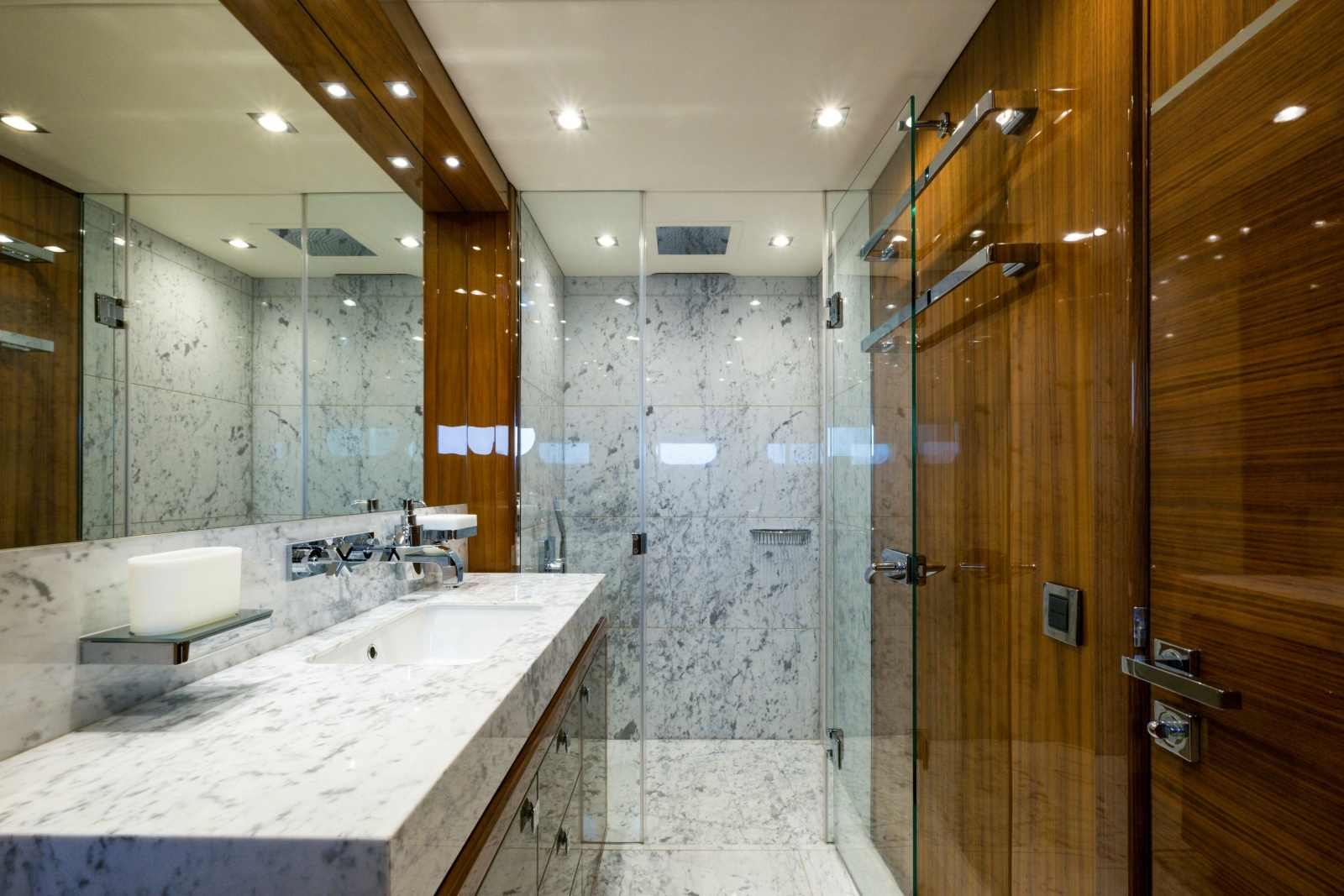 MERCY OCEANS 115ft Sunseeker Yacht For Sale