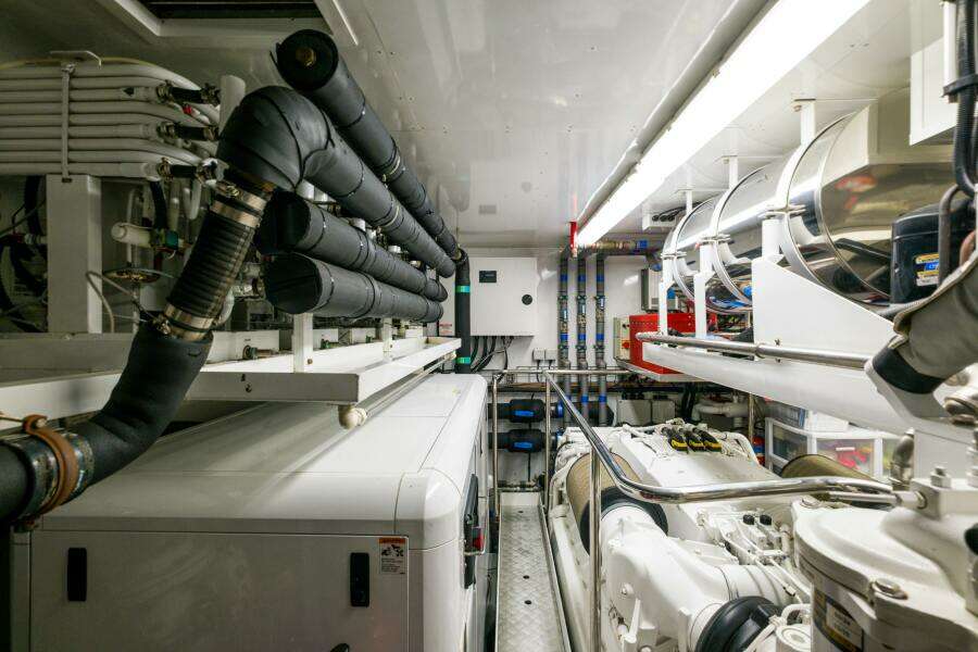 MERCY OCEANS 115ft Sunseeker Yacht For Sale