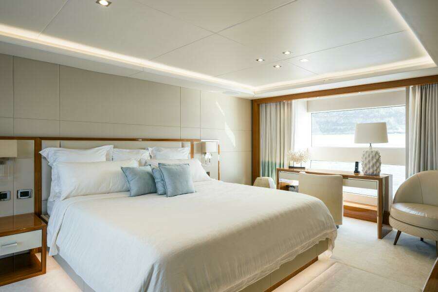 MERCY OCEANS 115ft Sunseeker Yacht For Sale