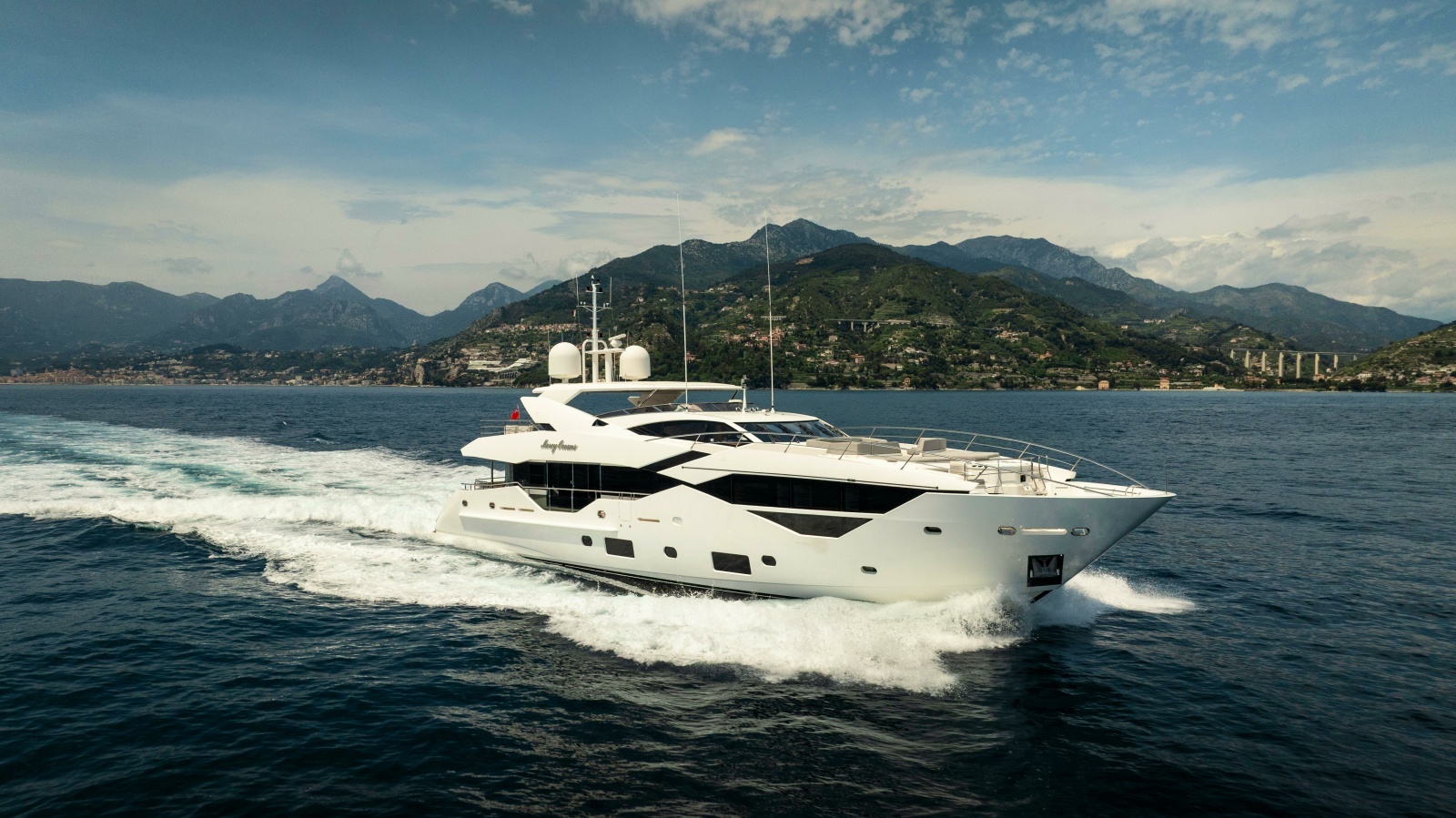 MERCY OCEANS 115ft Sunseeker Yacht For Sale
