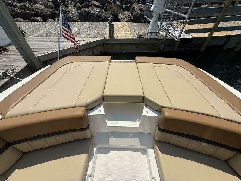 25ft Sea Ray Yacht For Sale