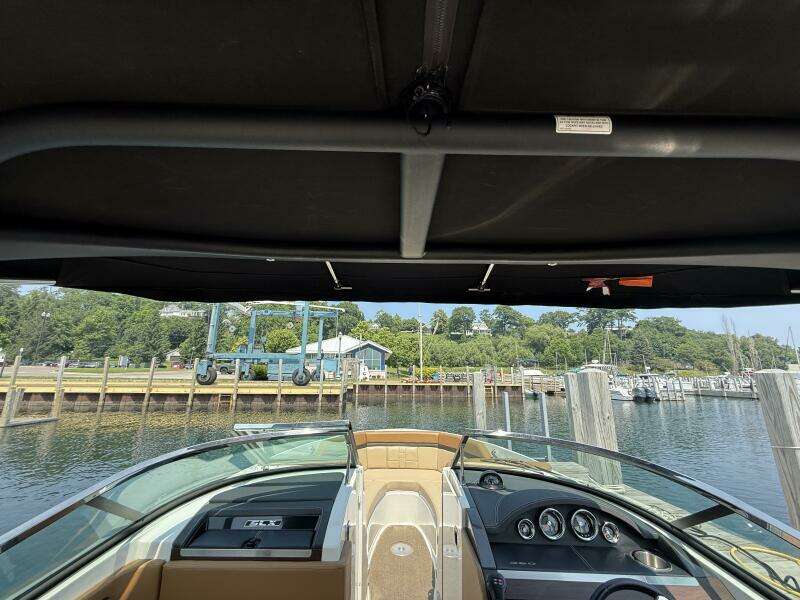 25ft Sea Ray Yacht For Sale