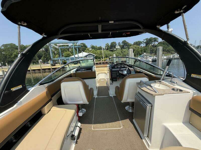 25ft Sea Ray Yacht For Sale
