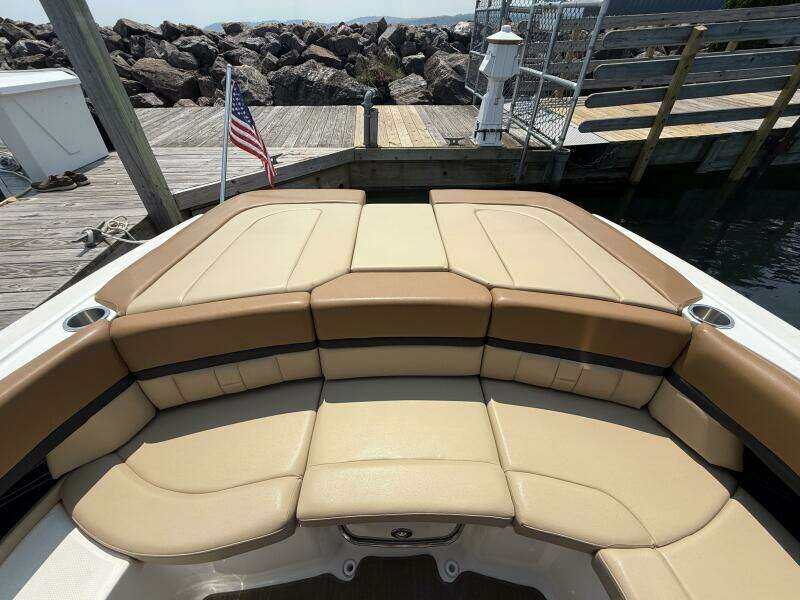 25ft Sea Ray Yacht For Sale