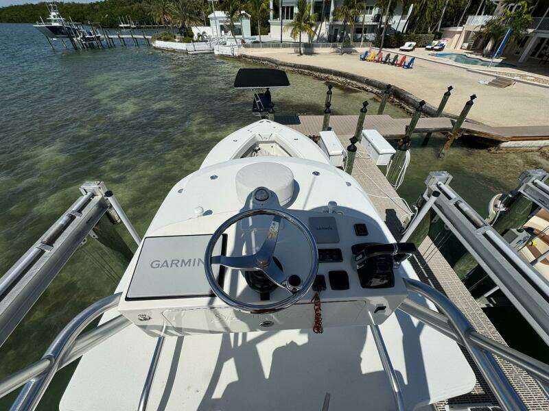 WARBIRD 39ft SeaVee Yacht For Sale