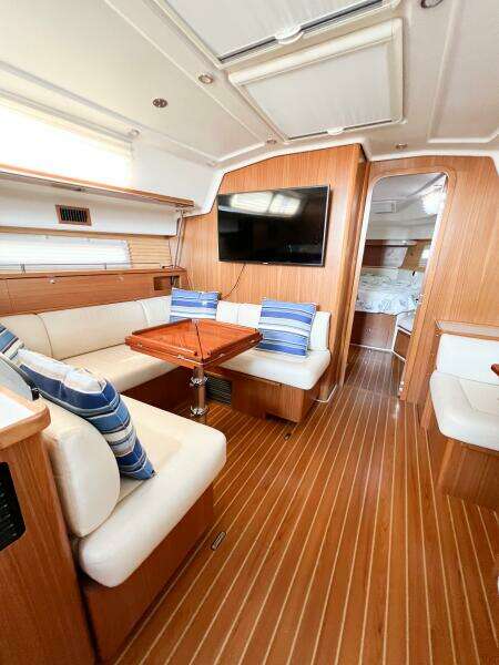 CHLOE BRIGHID 42ft Catalina Yacht For Sale