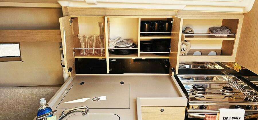 JIMI Z 34ft Beneteau Yacht For Sale