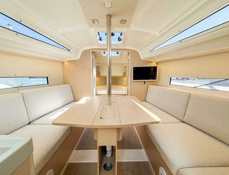 30ft Beneteau Yacht For Sale