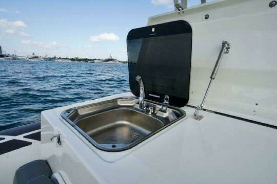33ft Brig Inflatables Yacht For Sale