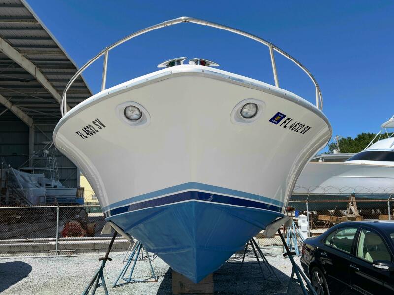 1984 Bertram 26 Express Moppie — 1984 Bertram Express Moppie Power 9799450 978458858 0 190520250637 6