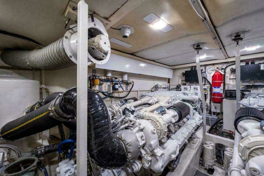 OCTOBER PRINCESS 72ft Viking Sport Cruisers Yacht For Sale