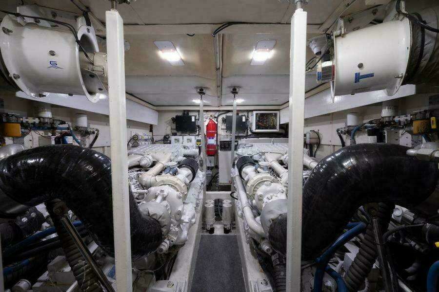 OCTOBER PRINCESS 72ft Viking Sport Cruisers Yacht For Sale