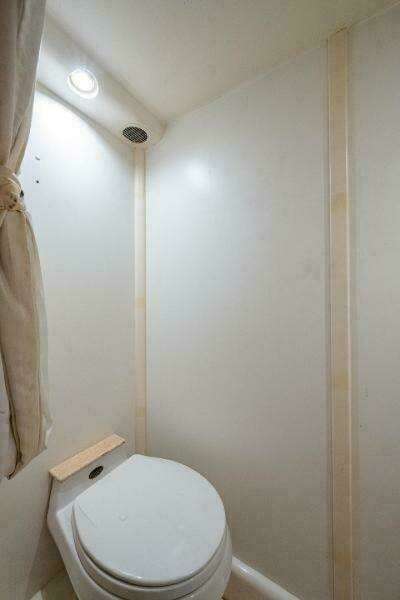 OCTOBER PRINCESS 72ft Viking Sport Cruisers Yacht For Sale