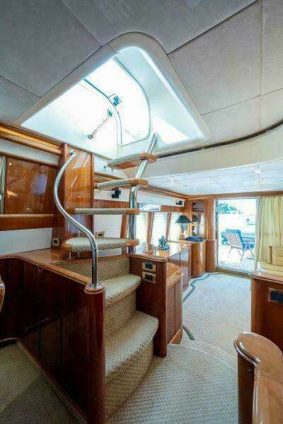 OCTOBER PRINCESS 72ft Viking Sport Cruisers Yacht For Sale