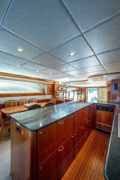 OCTOBER PRINCESS 72ft Viking Sport Cruisers Yacht For Sale