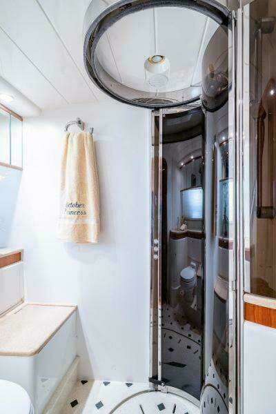 OCTOBER PRINCESS 72ft Viking Sport Cruisers Yacht For Sale