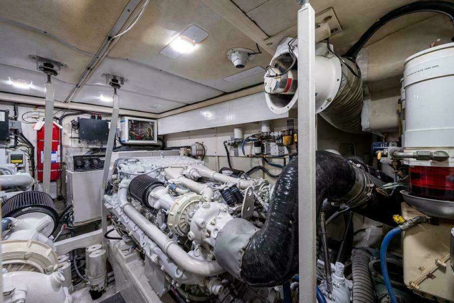 OCTOBER PRINCESS 72ft Viking Sport Cruisers Yacht For Sale