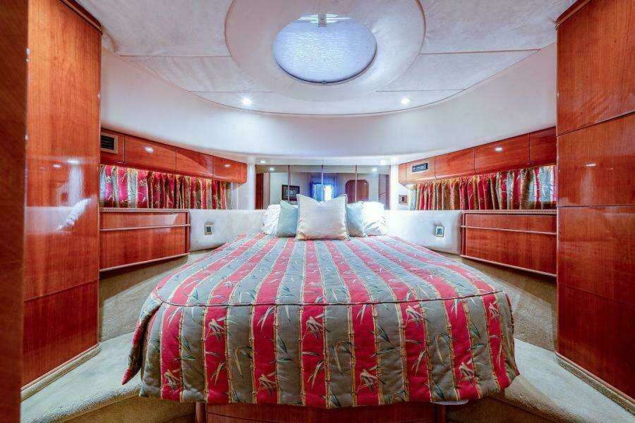 OCTOBER PRINCESS 72ft Viking Sport Cruisers Yacht For Sale