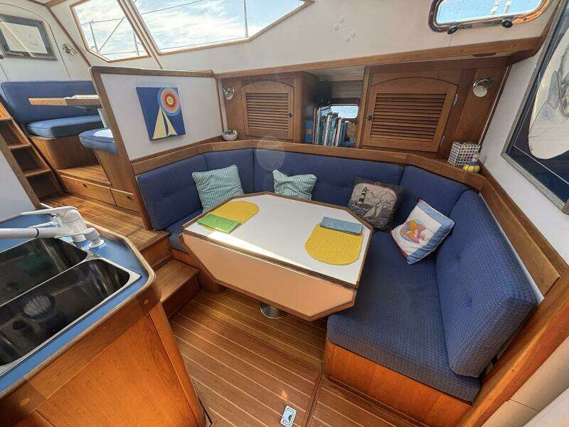 CUSTOM 45ft Sabre Yacht For Sale