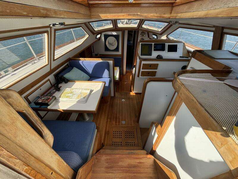 CUSTOM 45ft Sabre Yacht For Sale