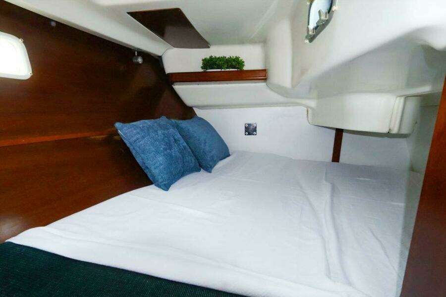 36ft Beneteau Yacht For Sale