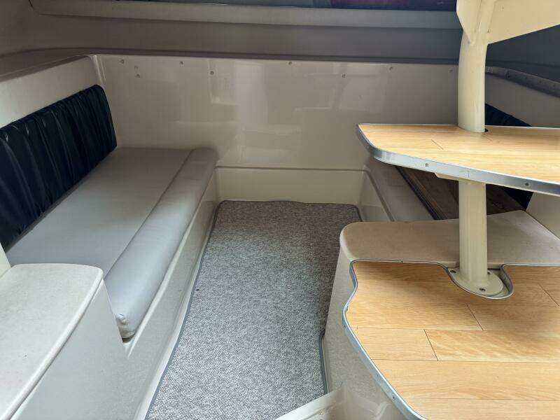 30ft Wellcraft Yacht For Sale