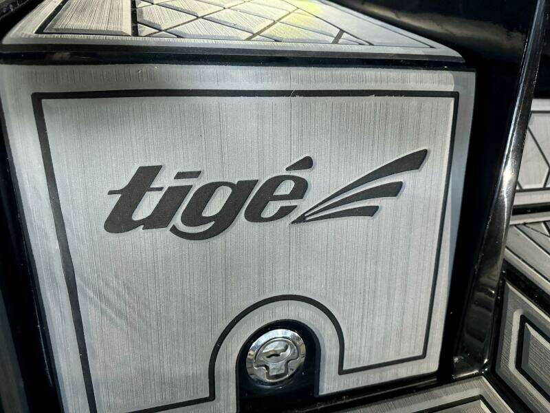 23ft Tige Yacht For Sale