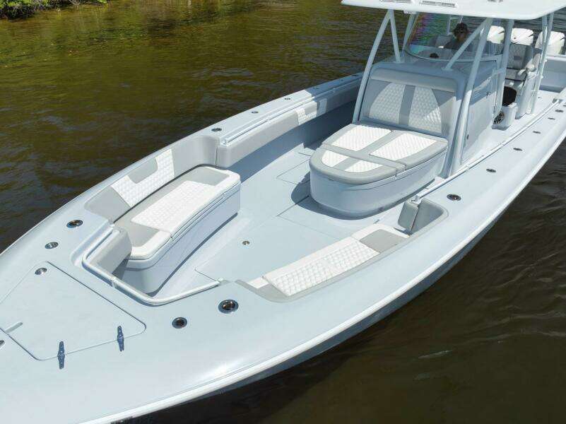 44ft Contender Yacht For Sale