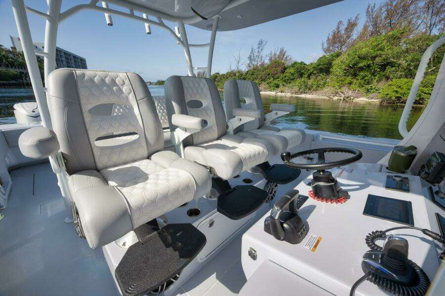 44ft Contender Yacht For Sale