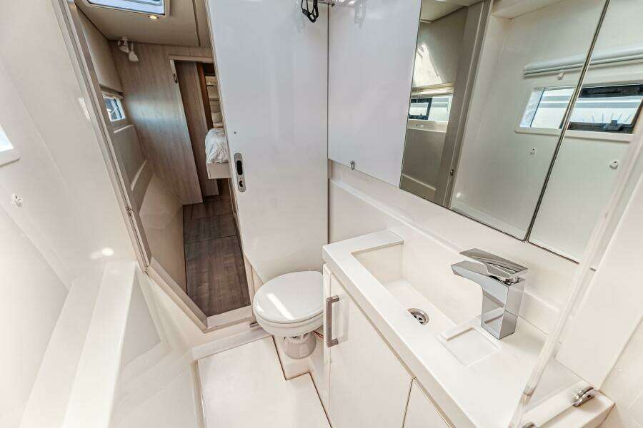 58ft Leopard Yacht For Sale