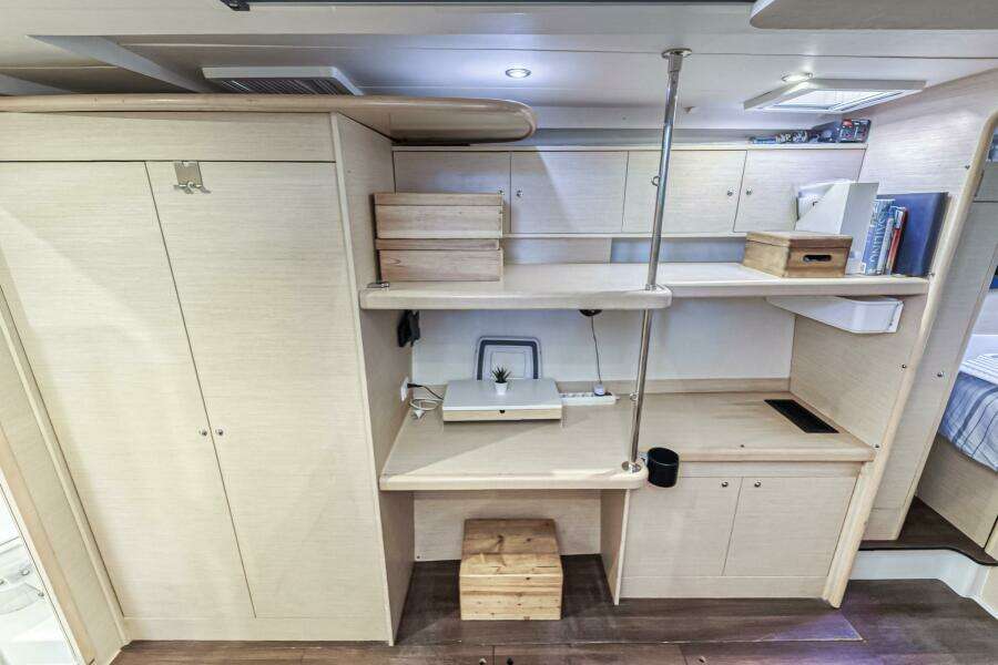40ft Lagoon Yacht For Sale