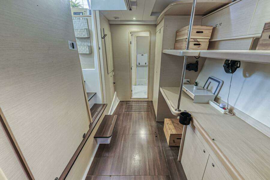 40ft Lagoon Yacht For Sale