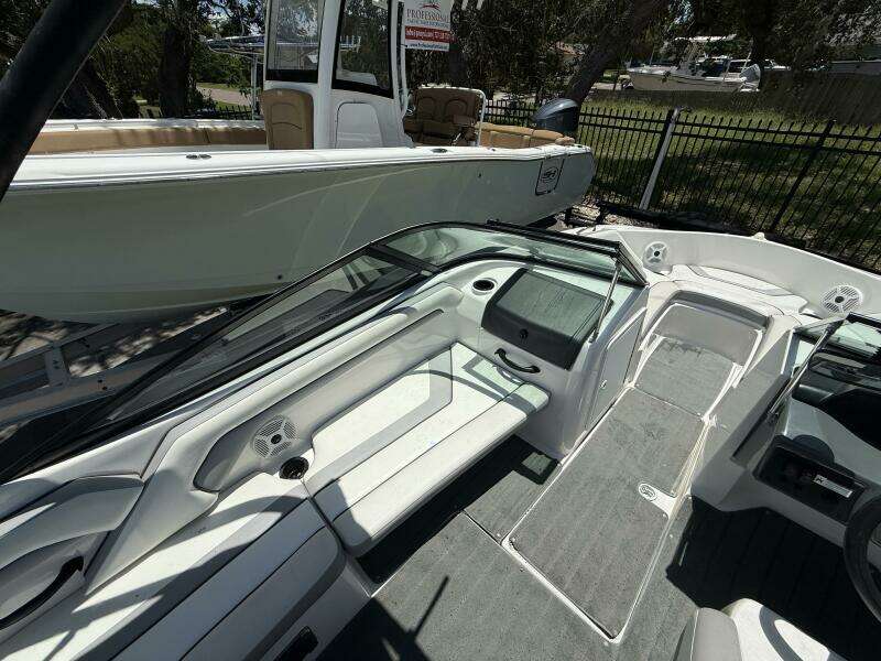 19ft Yamaha Boats Yacht For Sale