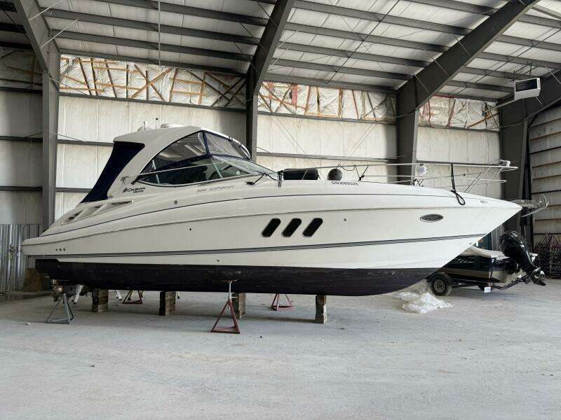 35ft Cruisers Yachts Yacht For Sale
