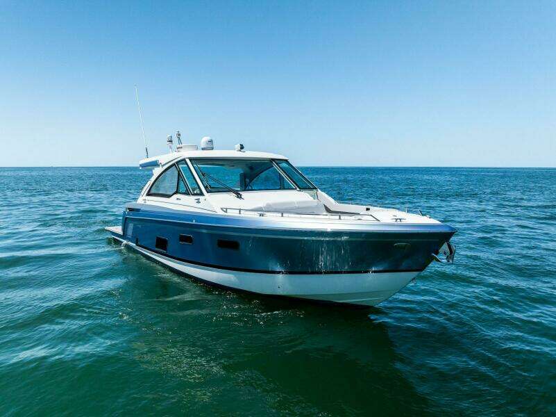 2021 Formula 380SSX MOTORBOATIN 