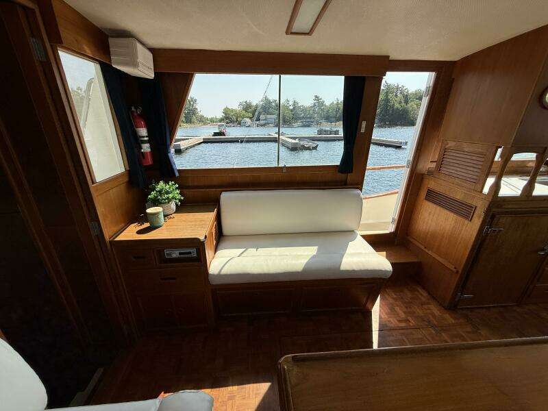 42ft Grand Banks Yacht For Sale
